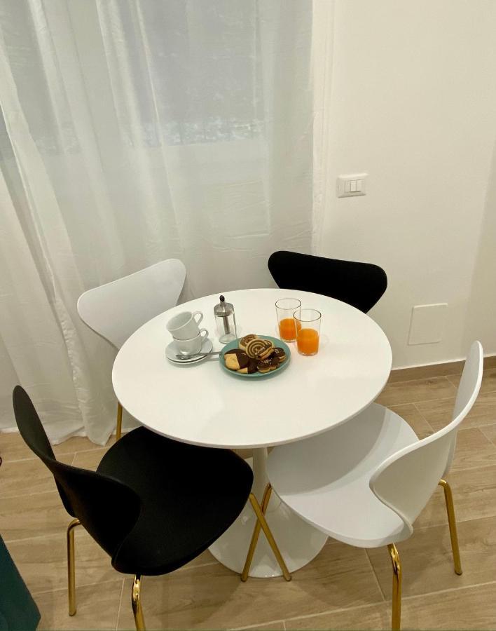 Suite Stresa Milano Centrale 3Pax Wifi Exterior photo